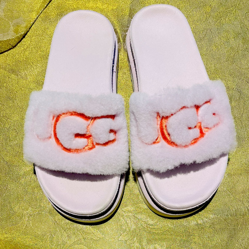 UGG Platform Slides
